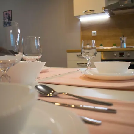 Unbeatable Location -center: New Flat With Terrace