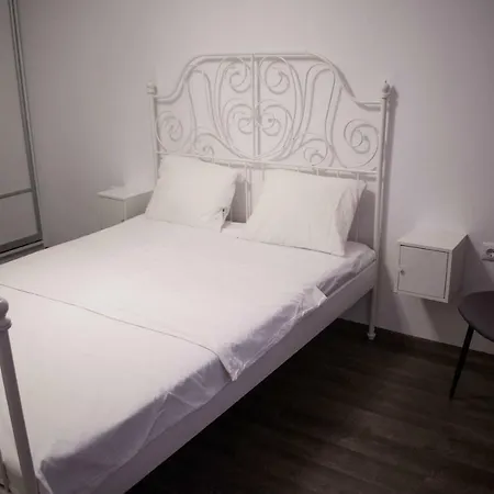 Lejlighed Unbeatable Location -center: New Flat With Terrace